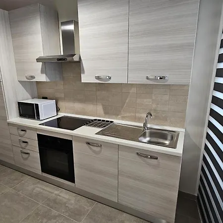 ホテル Residenza Novi 3*